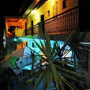 Petunia Otel