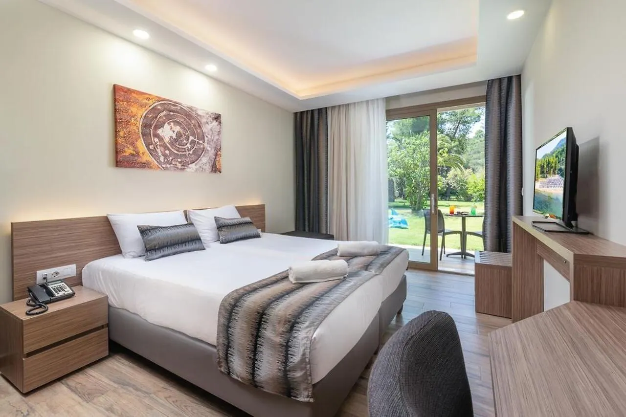 Poseidon Hotel Sea Resort Neos Marmaras